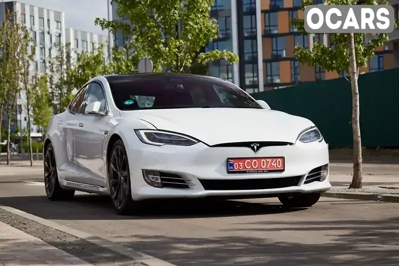 Лифтбек Tesla Model S 2020 null_content л. обл. Киевская, Киев - Фото 1/21