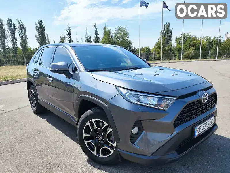 Позашляховик / Кросовер Toyota RAV4 2020 1.99 л. Ручна / Механіка обл. Дніпропетровська, Кривий Ріг - Фото 1/21