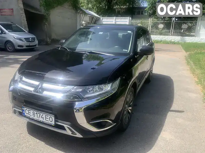 Позашляховик / Кросовер Mitsubishi Outlander 2020 2.36 л. Варіатор обл. Чернівецька, Чернівці - Фото 1/7