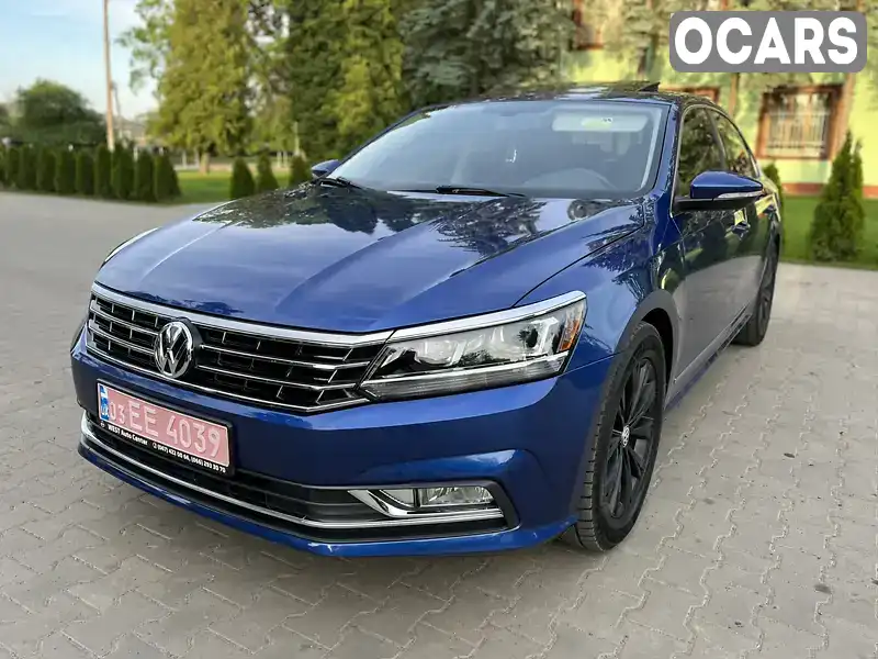 Седан Volkswagen Passat 2016 1.8 л. Автомат обл. Волинська, Луцьк - Фото 1/20