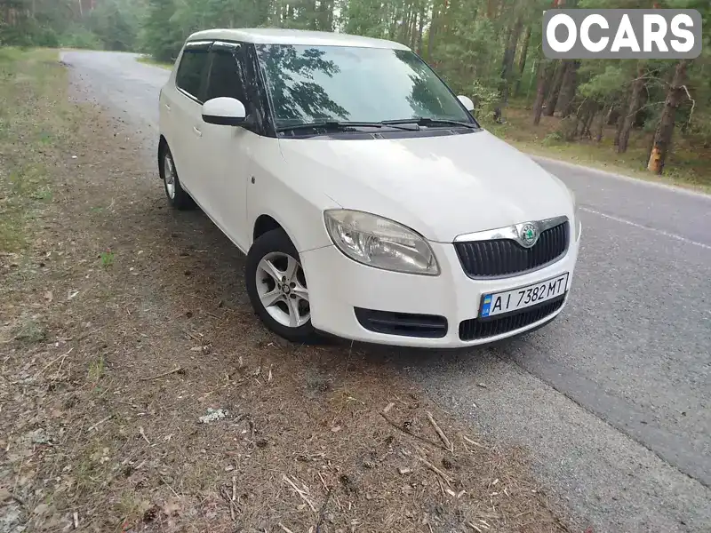 Хэтчбек Skoda Fabia 2007 1.2 л. Ручная / Механика обл. Киевская, Иванков - Фото 1/11