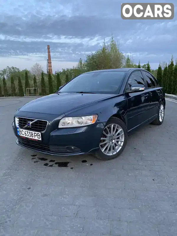 Седан Volvo S40 2009 2.44 л. Автомат обл. Ивано-Франковская, Надворная - Фото 1/15