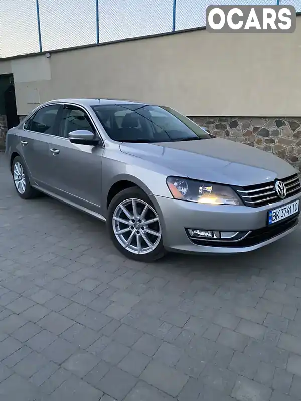 Седан Volkswagen Passat 2014 1.97 л. Автомат обл. Рівненська, Сарни - Фото 1/19