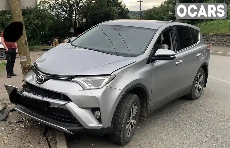 Позашляховик / Кросовер Toyota RAV4 2018 1.99 л. обл. Закарпатська, Ужгород - Фото 1/4