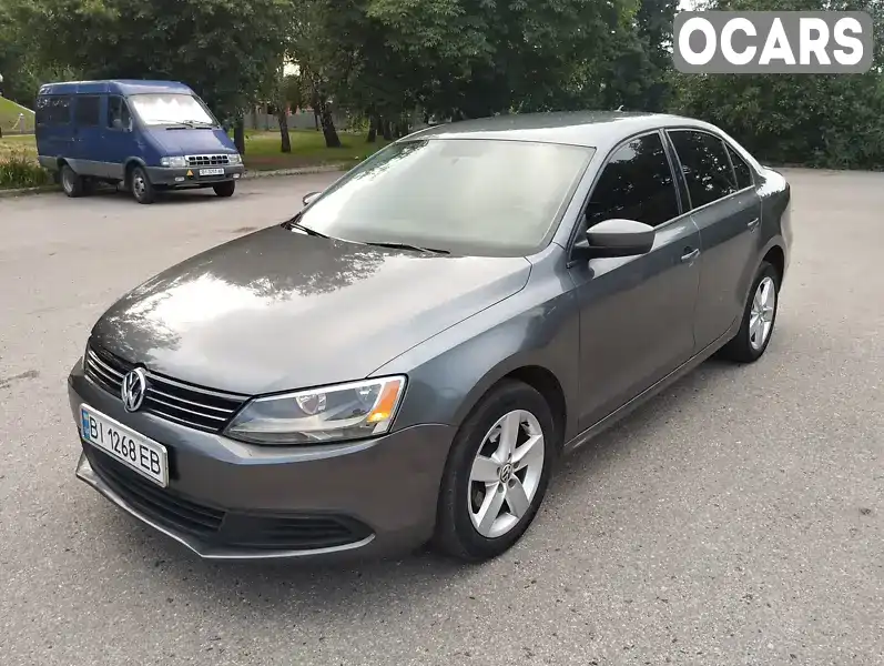 Седан Volkswagen Jetta 2011 2 л. Ручная / Механика обл. Полтавская, Полтава - Фото 1/21