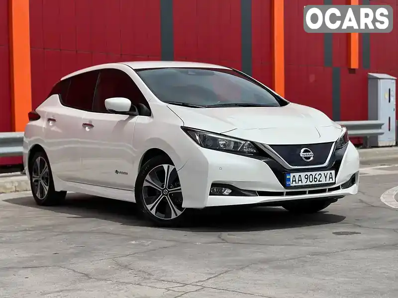 Хетчбек Nissan Leaf 2019 null_content л. обл. Київська, Київ - Фото 1/21