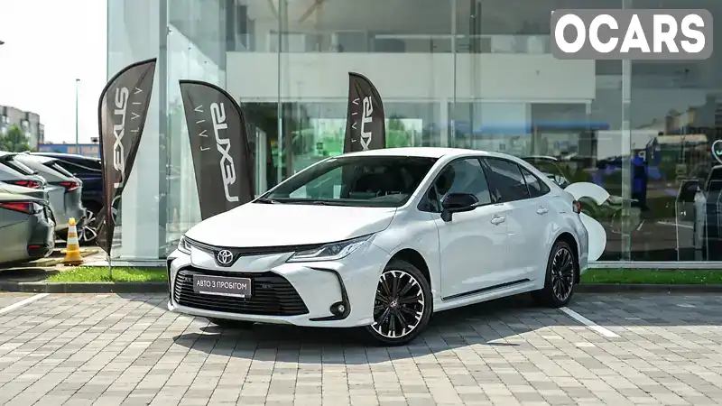 Седан Toyota Corolla 2022 1.8 л. Варіатор обл. Львівська, Львів - Фото 1/21