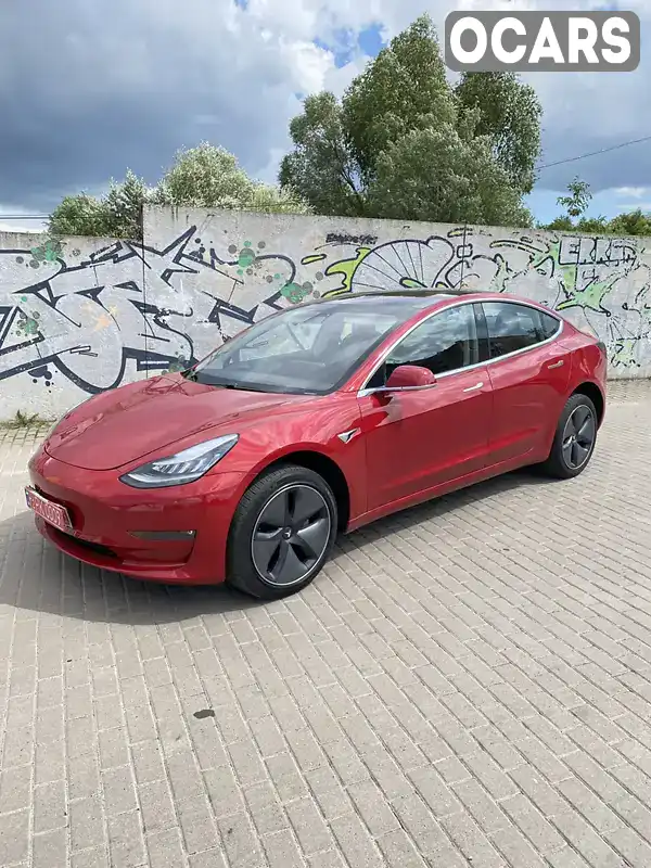 Седан Tesla Model 3 2018 null_content л. Автомат обл. Рівненська, Рівне - Фото 1/21