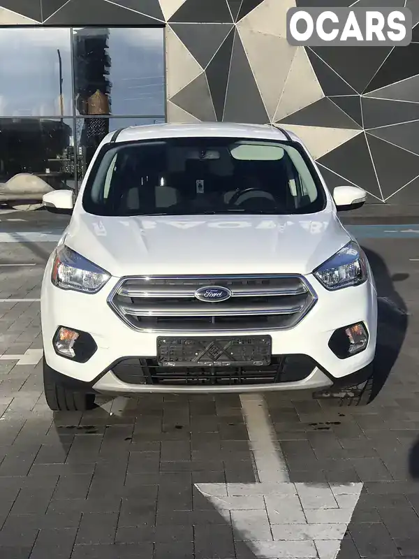 Позашляховик / Кросовер Ford Kuga 2016 2 л. Ручна / Механіка обл. Львівська, Львів - Фото 1/21