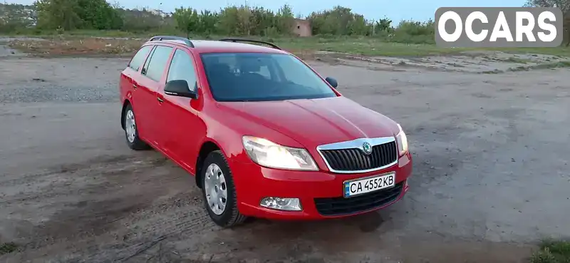 Універсал Skoda Octavia 2012 1.6 л. обл. Черкаська, Умань - Фото 1/12