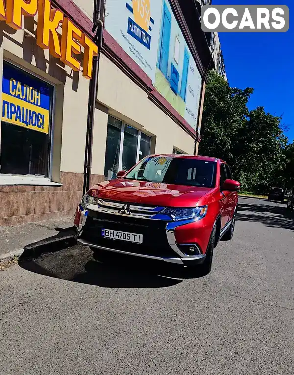 Внедорожник / Кроссовер Mitsubishi Outlander 2016 2.4 л. Вариатор обл. Одесская, Одесса - Фото 1/21