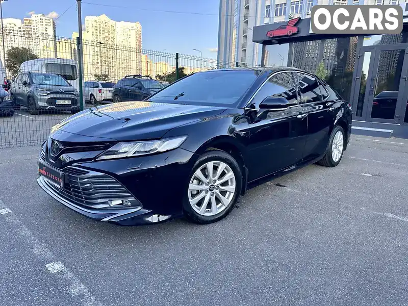 Седан Toyota Camry 2019 2.49 л. Автомат обл. Киевская, Киев - Фото 1/21