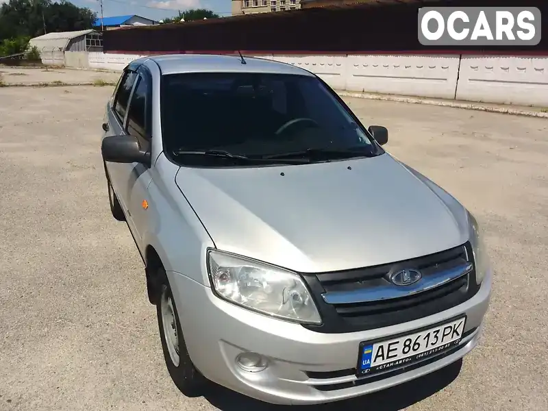 Седан ВАЗ / Lada 2190 Granta 2013 1.6 л. Ручна / Механіка обл. Дніпропетровська, Нікополь - Фото 1/21