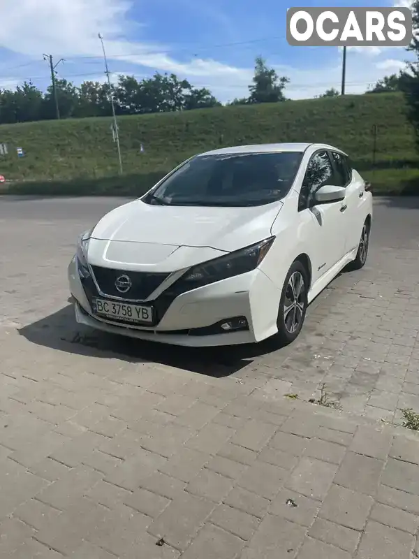 Хетчбек Nissan Leaf 2018 null_content л. обл. Львівська, Львів - Фото 1/15