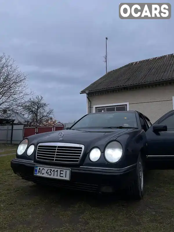 Седан Mercedes-Benz E-Class 1996 2.2 л. Автомат обл. Львовская, Радехов - Фото 1/11