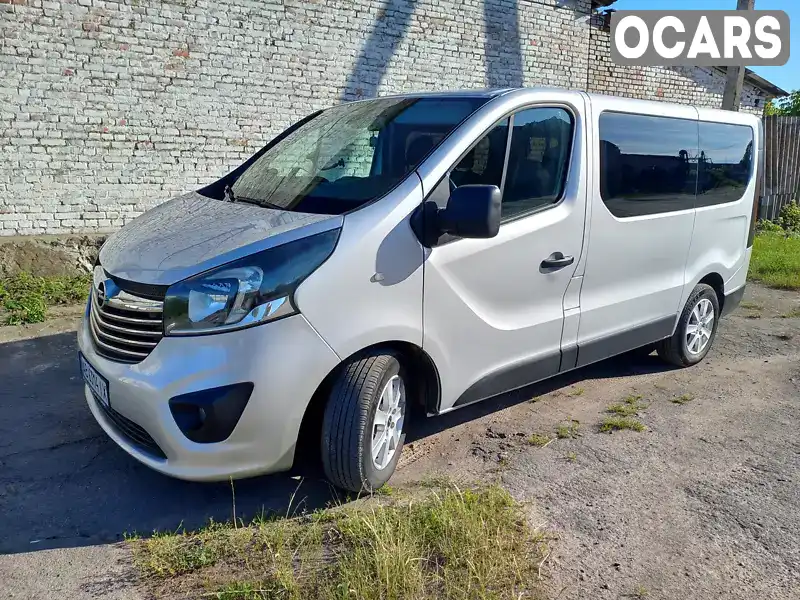 Минивэн Opel Vivaro 2015 1.6 л. Ручная / Механика обл. Винницкая, Винница - Фото 1/12