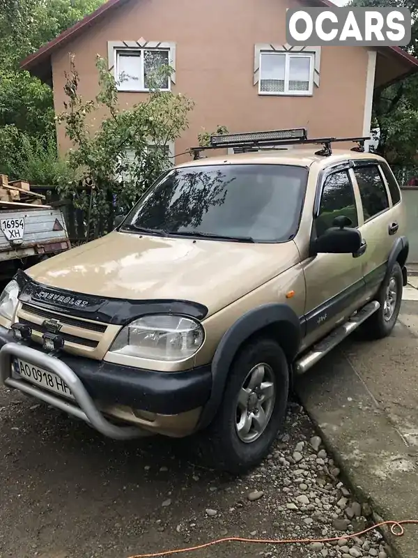 Позашляховик / Кросовер Chevrolet Niva 2005 1.7 л. Ручна / Механіка обл. Закарпатська, Ужгород - Фото 1/9