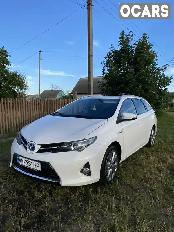 Универсал Toyota Auris 2013 1.8 л. Автомат обл. Житомирская, Житомир - Фото 1/21