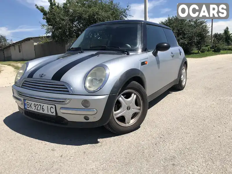 Хэтчбек MINI Hatch 2001 1.6 л. Ручная / Механика обл. Ровенская, Дубно - Фото 1/21