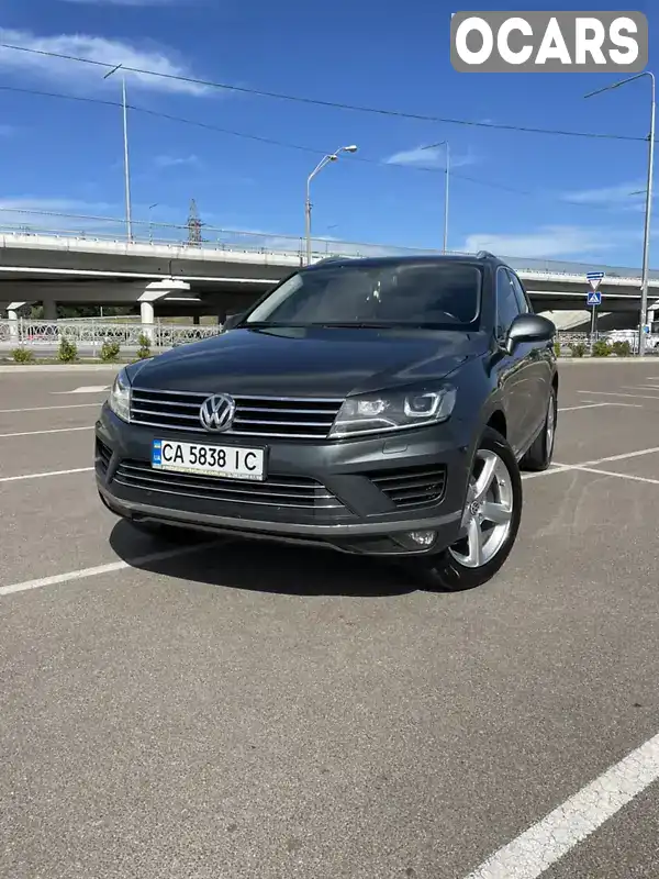 Позашляховик / Кросовер Volkswagen Touareg 2015 2.97 л. Автомат обл. Київська, Київ - Фото 1/17