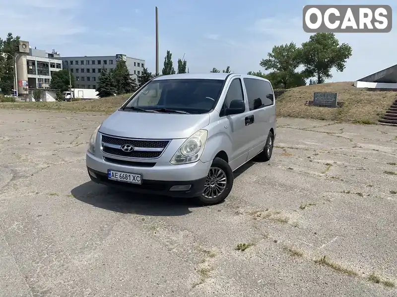 Минивэн Hyundai H-1 2008 2.5 л. Ручная / Механика обл. Днепропетровская, Днепр (Днепропетровск) - Фото 1/12