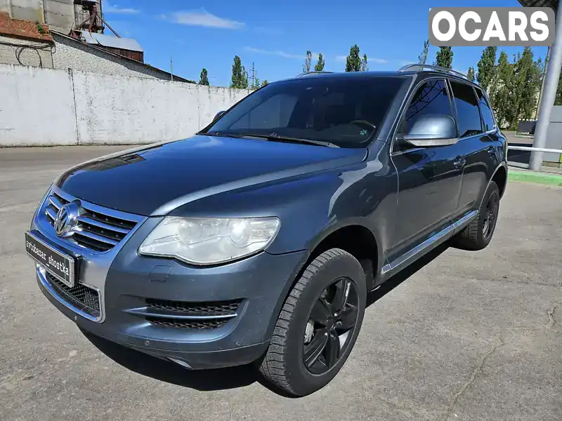 Позашляховик / Кросовер Volkswagen Touareg 2008 2.97 л. Автомат обл. Сумська, Шостка - Фото 1/21