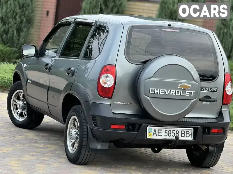 Позашляховик / Кросовер Chevrolet Niva 2012 1.7 л. Ручна / Механіка обл. Дніпропетровська, Дніпро (Дніпропетровськ) - Фото 1/21