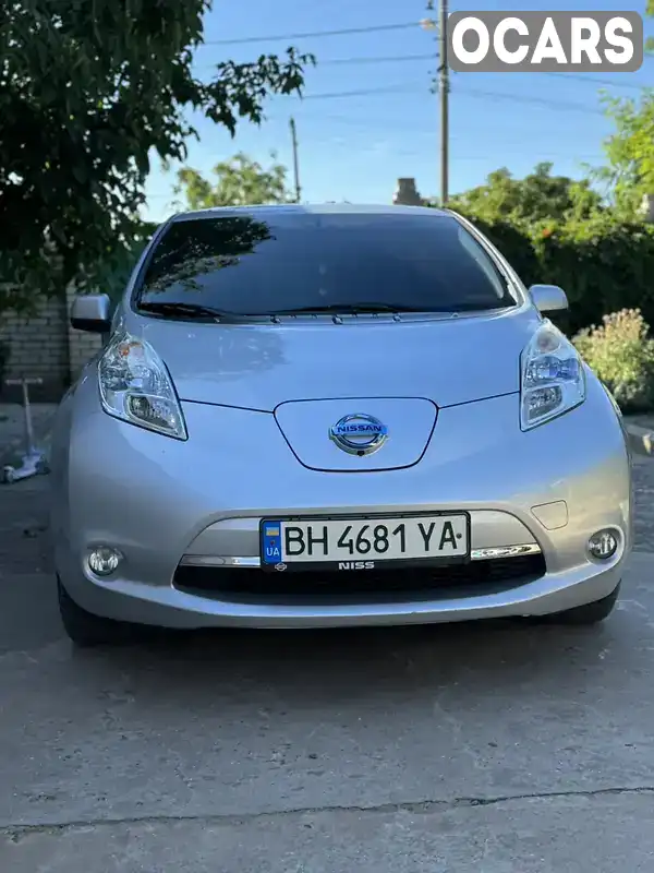 Хетчбек Nissan Leaf 2013 null_content л. обл. Миколаївська, Миколаїв - Фото 1/18