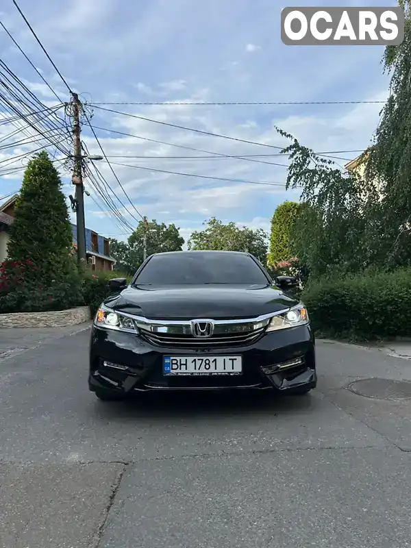 Седан Honda Accord 2016 2 л. Автомат обл. Одесская, Одесса - Фото 1/21