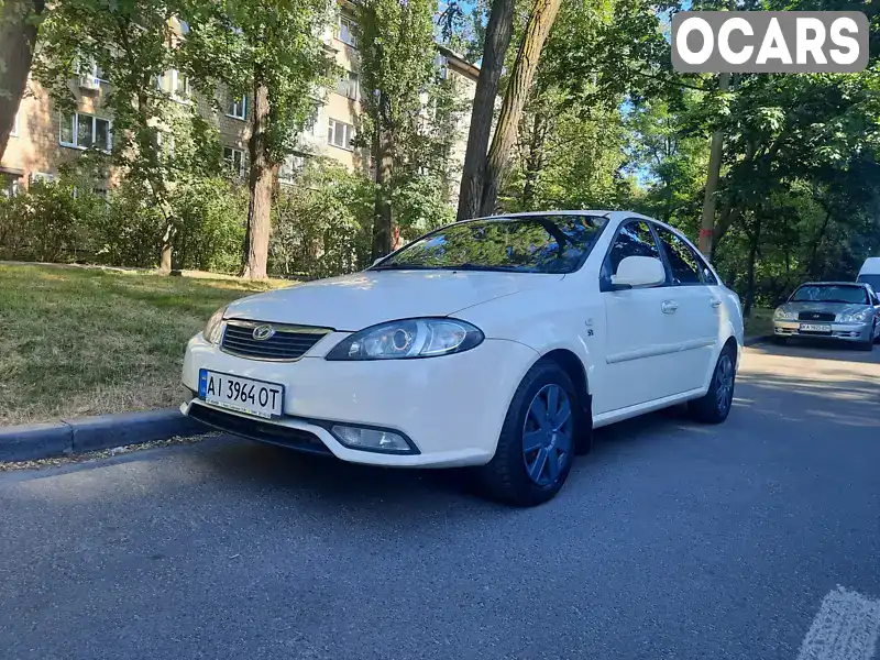 Седан Daewoo Gentra 2013 1.49 л. Ручна / Механіка обл. Київська, Київ - Фото 1/21