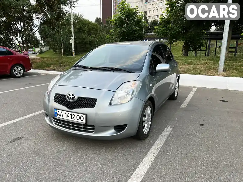 Хетчбек Toyota Yaris 2006 1.3 л. Робот обл. Київська, Київ - Фото 1/14