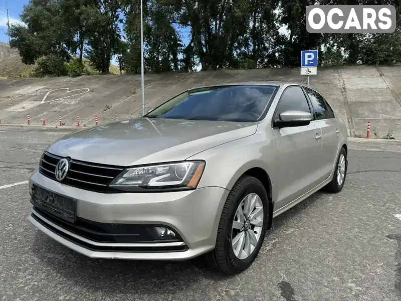 Седан Volkswagen Jetta 2015 1.8 л. Автомат обл. Киевская, Киев - Фото 1/21