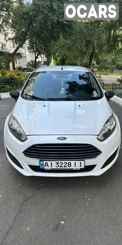 Хэтчбек Ford Fiesta 2013 1.24 л. Ручная / Механика обл. Киевская, Вышгород - Фото 1/8