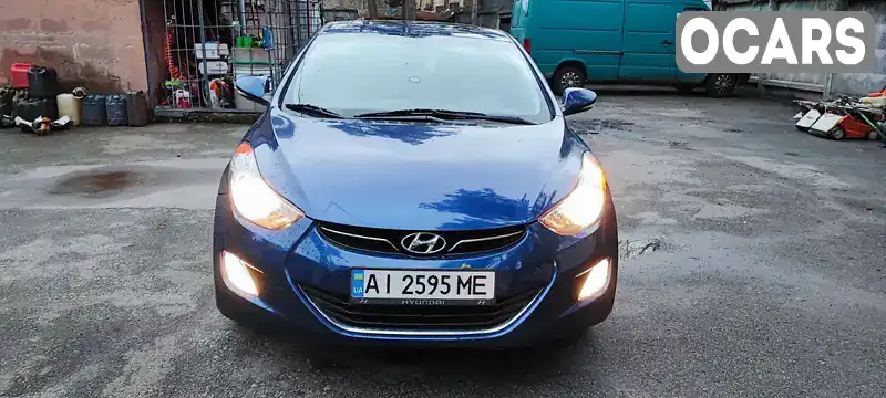 Седан Hyundai Elantra 2013 1.8 л. Автомат обл. Київська, Київ - Фото 1/21