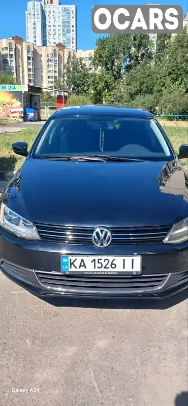 Седан Volkswagen Jetta 2015 2 л. обл. Київська, Київ - Фото 1/15