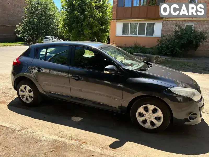 Хэтчбек Renault Megane 2011 1.6 л. Ручная / Механика обл. Черкасская, Умань - Фото 1/21