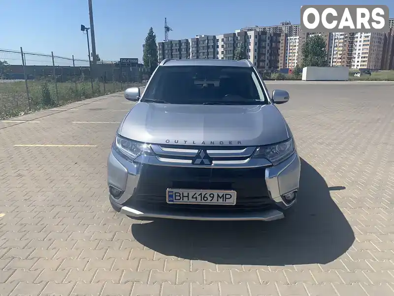 Позашляховик / Кросовер Mitsubishi Outlander 2017 2.36 л. Варіатор обл. Одеська, Одеса - Фото 1/20