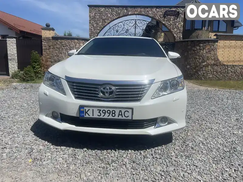 Седан Toyota Camry 2013 2.5 л. Автомат обл. Киевская, Боярка - Фото 1/21