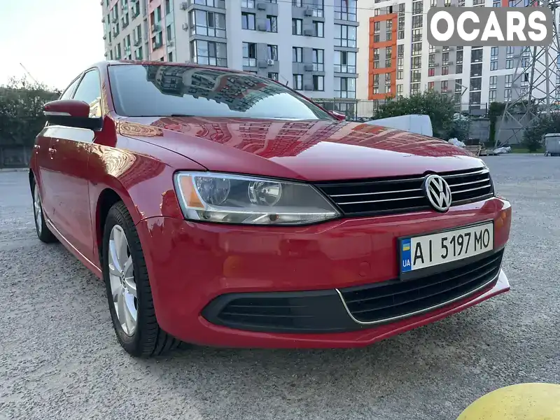 Седан Volkswagen Jetta 2012 2.48 л. Автомат обл. Киевская, Гостомель - Фото 1/12