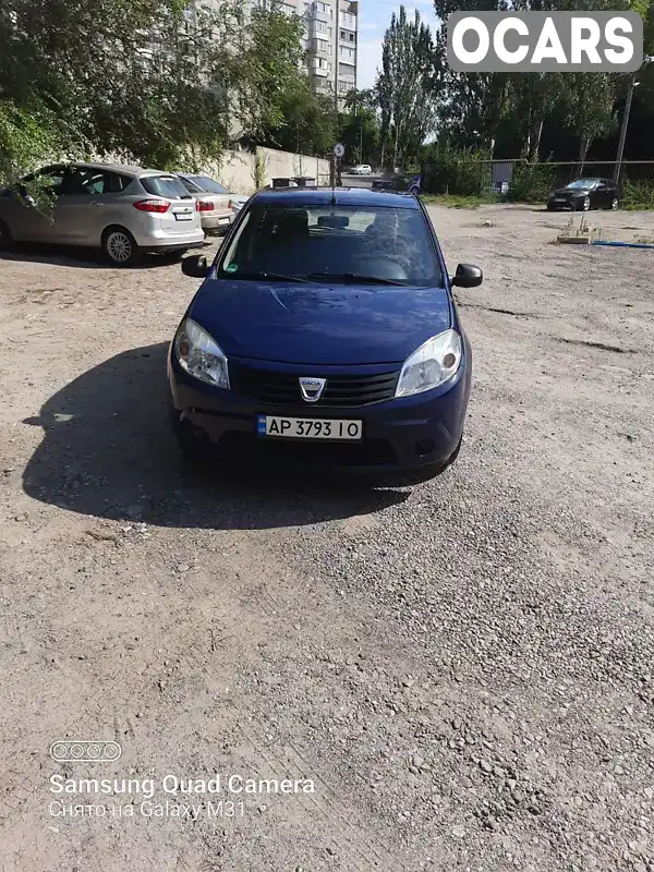 Хэтчбек Dacia Sandero 2009 1.4 л. Ручная / Механика обл. Запорожская, Запорожье - Фото 1/14