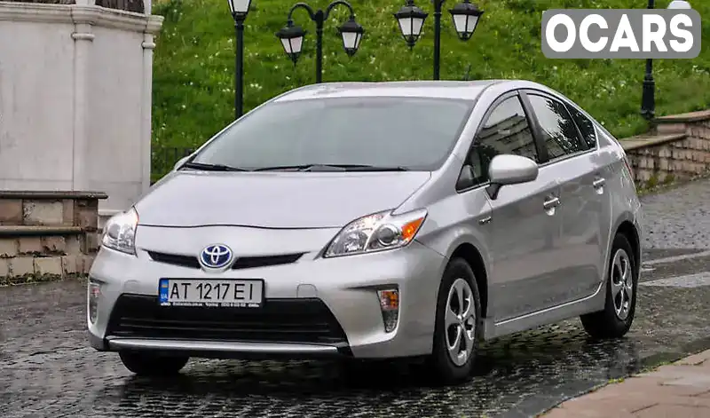 Хэтчбек Toyota Prius 2015 1.8 л. Автомат обл. Ивано-Франковская, Ивано-Франковск - Фото 1/21