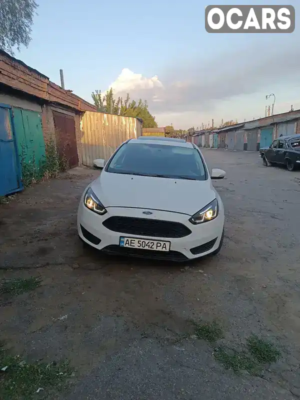 Седан Ford Focus 2015 2 л. Автомат обл. Полтавская, Полтава - Фото 1/10