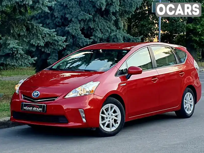 Універсал Toyota Prius v 2012 1.8 л. обл. Миколаївська, Миколаїв - Фото 1/21