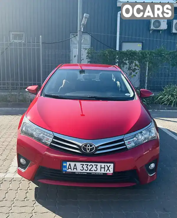 Седан Toyota Corolla 2015 1.6 л. Вариатор обл. Киевская, Киев - Фото 1/12