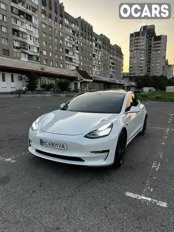 Седан Tesla Model 3 2017 null_content л. Автомат обл. Львовская, Львов - Фото 1/21