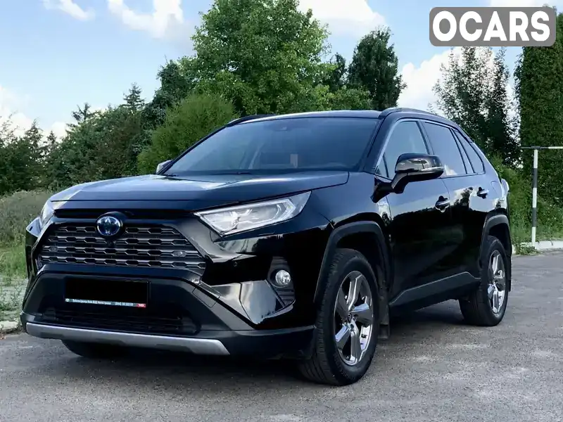 Позашляховик / Кросовер Toyota RAV4 2020 2.49 л. Варіатор обл. Рівненська, Рівне - Фото 1/21