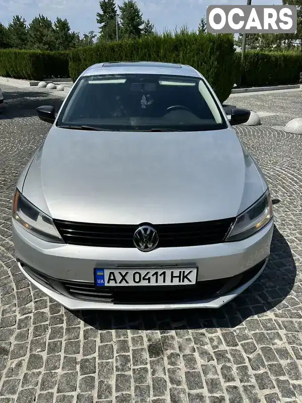 Седан Volkswagen Jetta 2012 1.98 л. Ручная / Механика обл. Днепропетровская, Днепр (Днепропетровск) - Фото 1/16