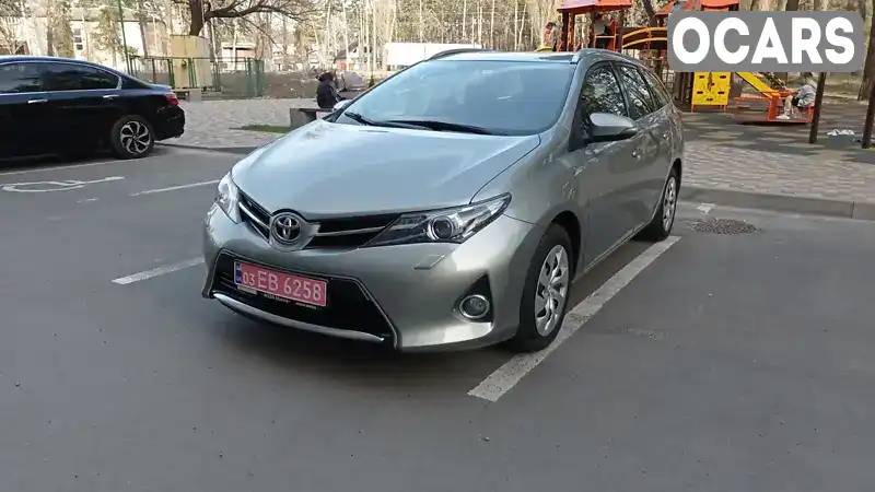 Универсал Toyota Auris 2014 1.6 л. Автомат обл. Киевская, Киев - Фото 1/21