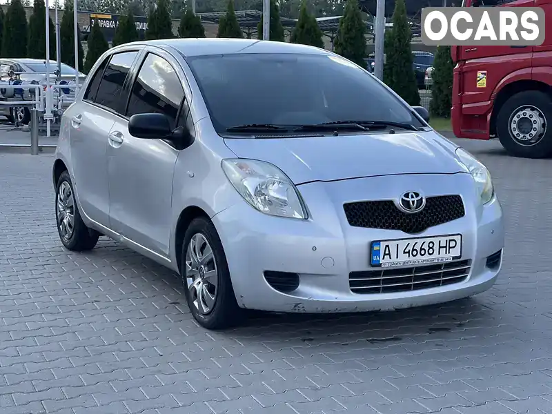 Хетчбек Toyota Yaris 2006 1 л. Автомат обл. Київська, Київ - Фото 1/13