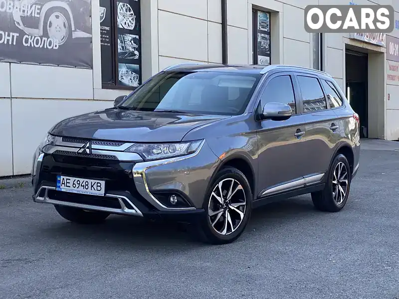 Внедорожник / Кроссовер Mitsubishi Outlander 2018 2 л. Вариатор обл. Днепропетровская, Днепр (Днепропетровск) - Фото 1/5